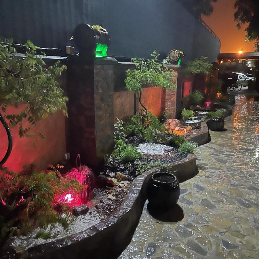 Каштел Pancevo Hotel Eksteriør billede