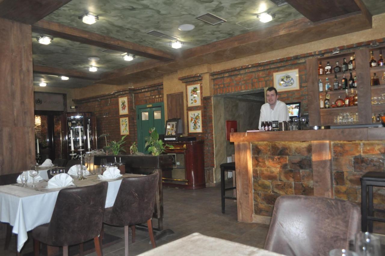 Каштел Pancevo Hotel Eksteriør billede