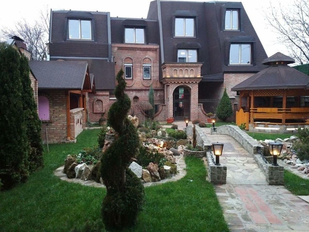 Каштел Pancevo Hotel Eksteriør billede