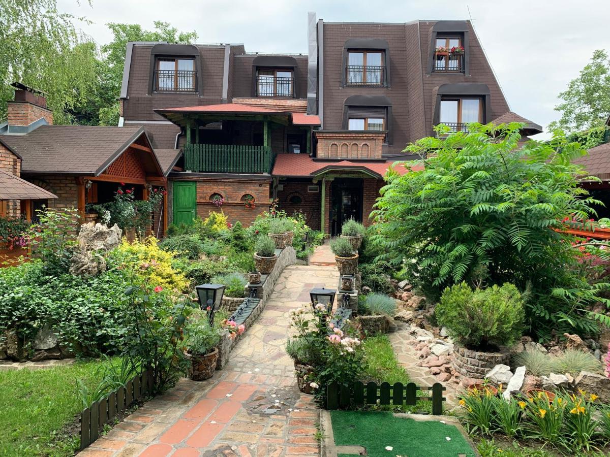 Каштел Pancevo Hotel Eksteriør billede